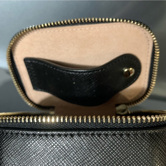 ⚡️NWT Kate Spade Staci Jewelry Holder, Black with Gold Tone Hardware - Picture 13 of 16